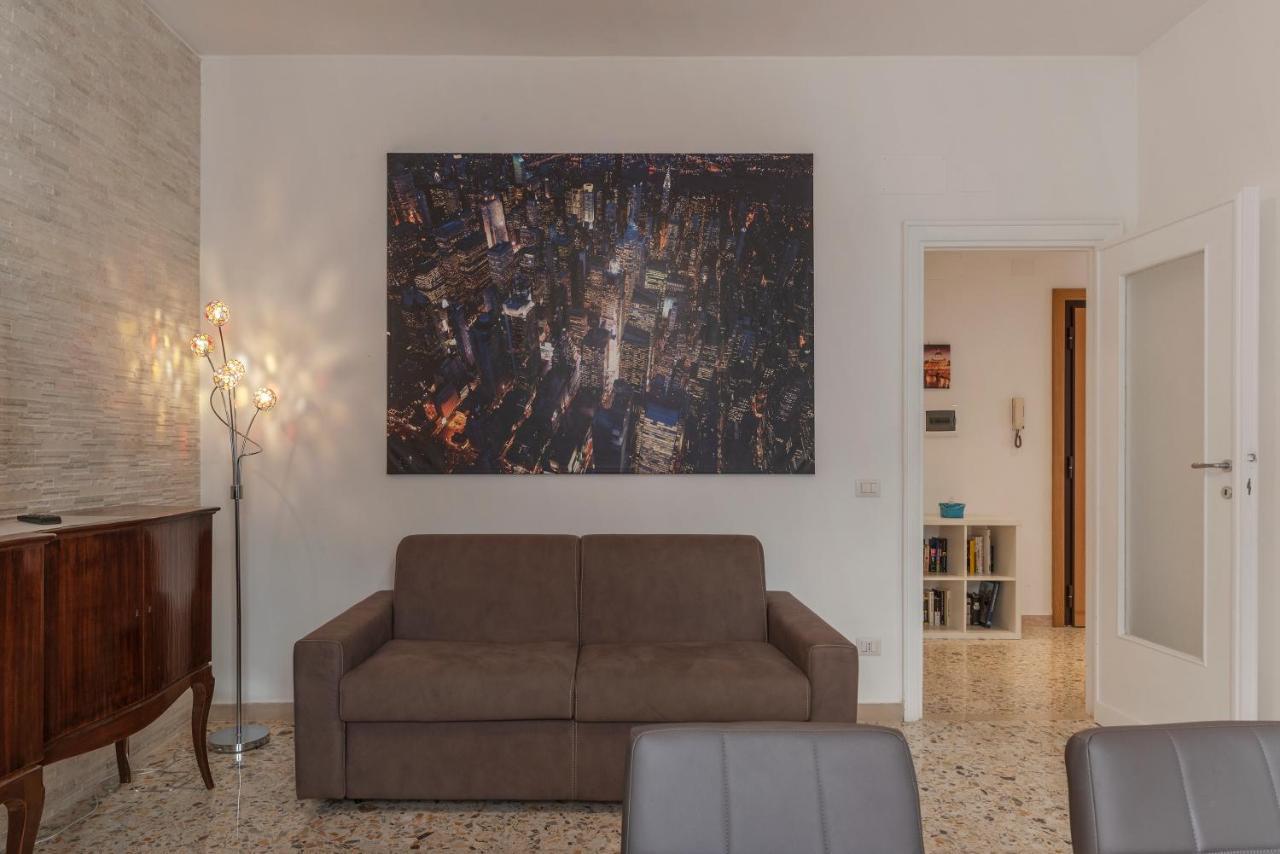 Musei Vaticani & Cipro Mm Apartment Рим Екстер'єр фото